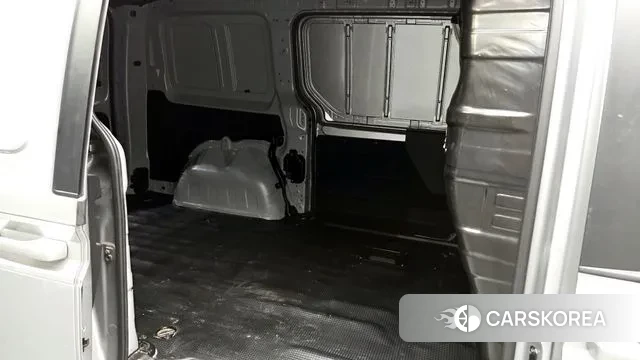 Hyundai Staria 2022 Серебряный из Кореи, фото 3