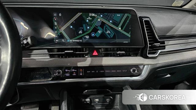 Kia Sportage 5th Generation Hybrid 2022 Серебристо-серый из Кореи, фото 3