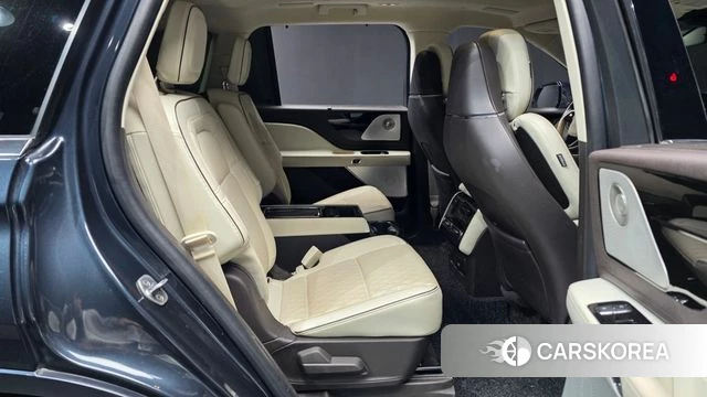 Lincoln Aviator 2nd generation 2022 Серый из Кореи, фото 3