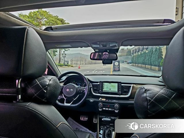 Kia Stonic 2018 Серый из Кореи, фото 3