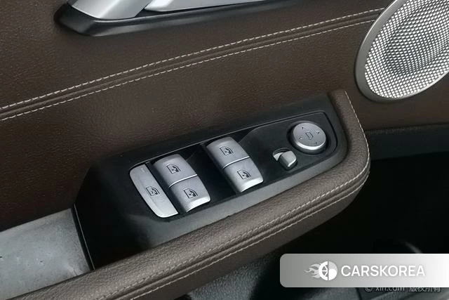 BMW 1 series 2023 Белый из Китая, фото 3