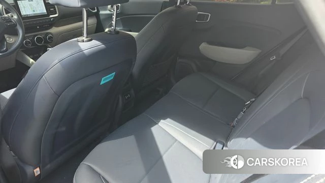 Hyundai Venue 2024 Жемчужный цвет из Кореи, фото 3