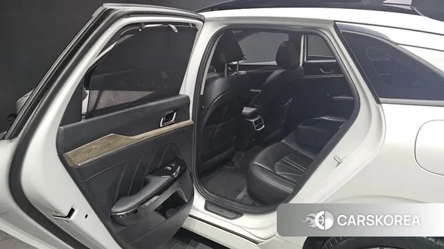 Kia K5 3rd generation 2023 Белый из Кореи, фото 3