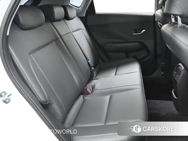 Hyundai Kona (SX2) 2025 Белый из Кореи, фото 3