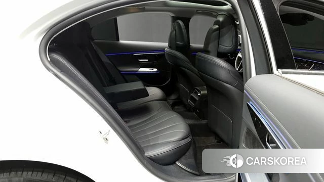 Mercedes-Benz E-Class W214 2024 Белый из Кореи, фото 3