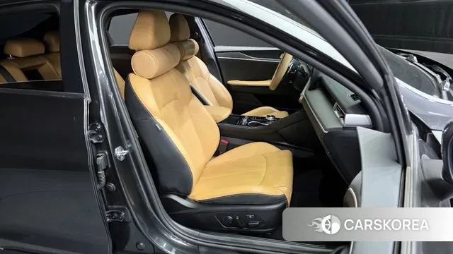 Kia K5 3rd generation 2021 Серый из Кореи, фото 3