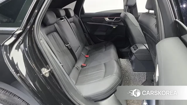 Audi A6 (C8) 2020 Черный из Кореи, фото 3