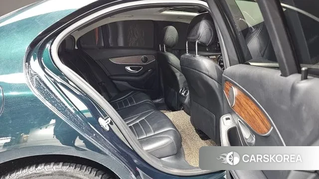 Mercedes-Benz C-Class W205 2019 Синий нефрит из Кореи, фото 3