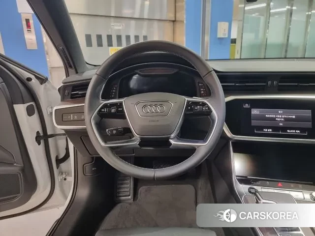 Audi A6 (C8) 2024 Белый из Кореи, фото 3