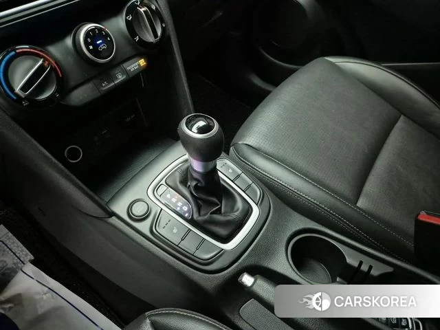 Hyundai Kona 2018 Небесно-голубой из Кореи, фото 3