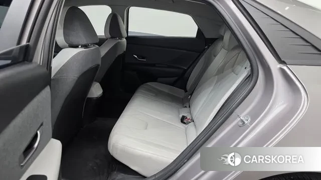 Hyundai Avante Hybrid (CN7) 2022 Серый из Кореи, фото 3