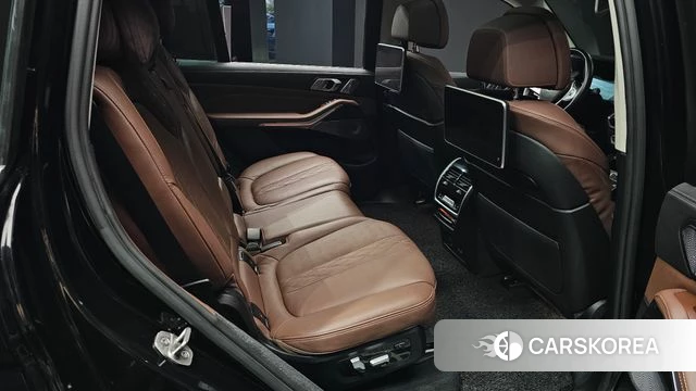BMW X7 (G07) 2021 Черный из Кореи, фото 3