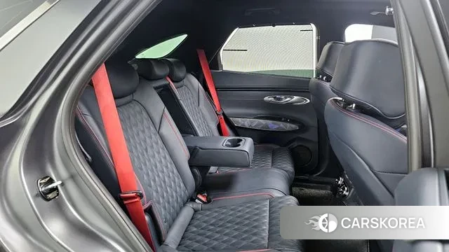 Genesis GV70 2021 Серебристо-серый из Кореи, фото 3