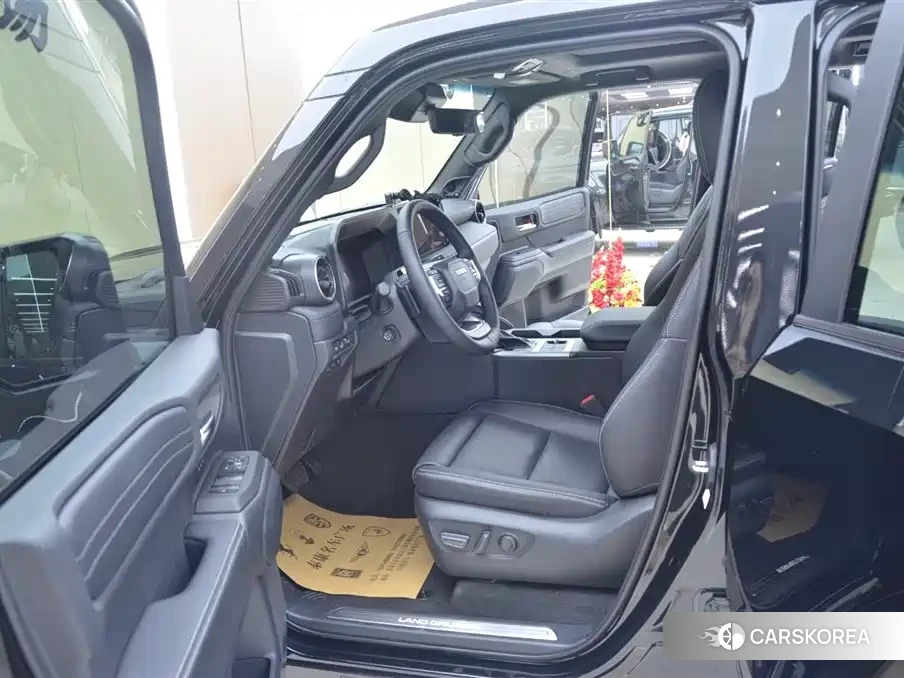 Toyota Land Cruiser 2026 Черный из Китая, фото 3