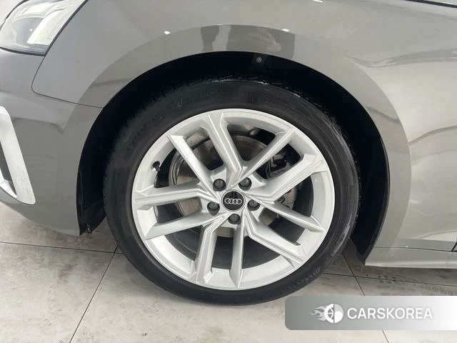 Audi A5 2024 Темно-серый из Китая, фото 3