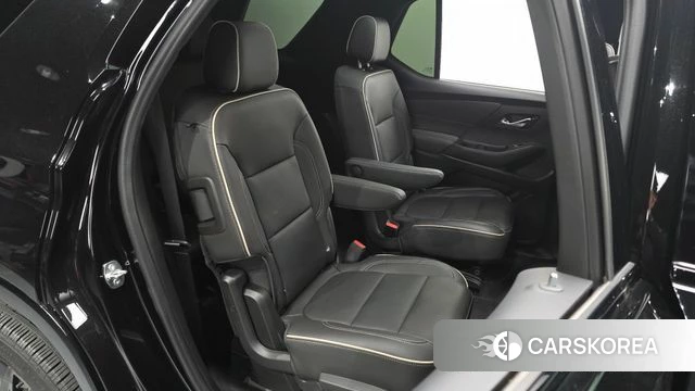 Chevrolet (GM Daewoo) Traverse 2023 Черный из Кореи, фото 3
