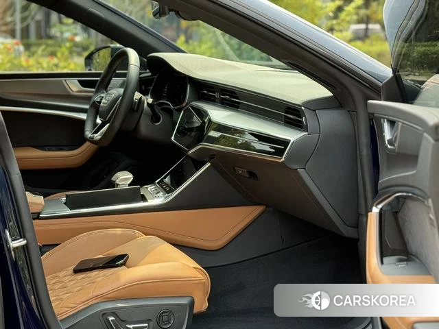 Audi A7L 2022 Синий из Китая, фото 3