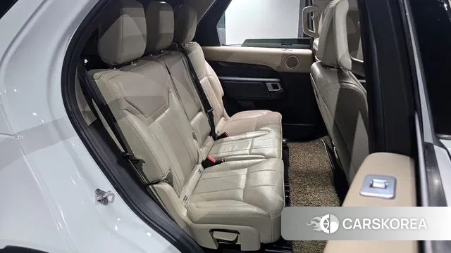 Land Rover Discovery 5 2018 Белый из Кореи, фото 3
