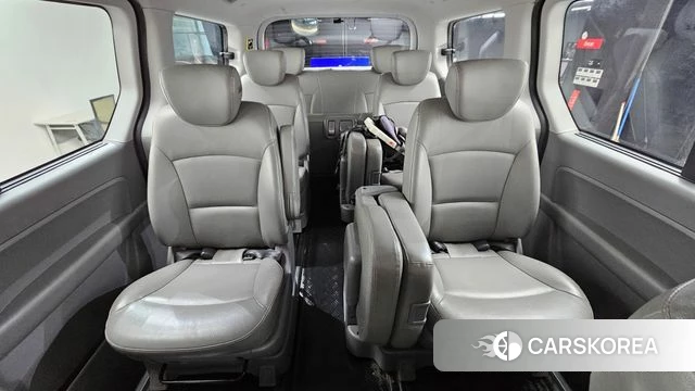 Hyundai The New Grand Starex 2018 Желтый из Кореи, фото 3