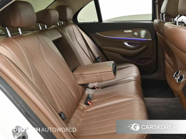 Mercedes-Benz E-Class W213 2019 Белый из Кореи, фото 3