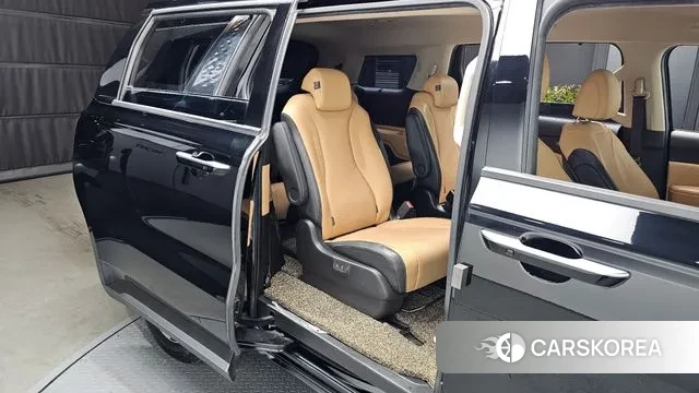 Kia Carnival 4th generation 2021 Черный из Кореи, фото 3