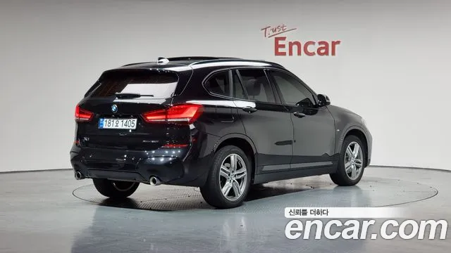 BMW X1 (F48) 2020 Черный из Кореи, фото 3