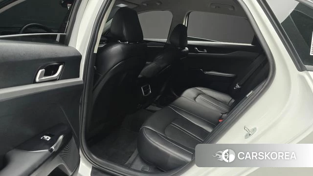 Kia The New K5 3rd generation 2025 Белый из Кореи, фото 3