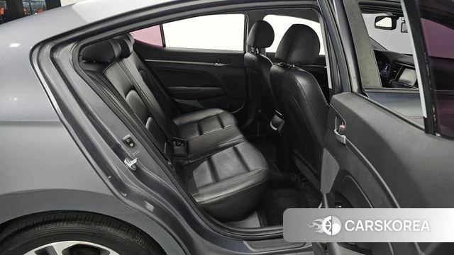 Hyundai Avante AD 2018 Серый из Кореи, фото 3