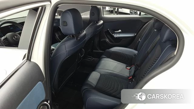 Mercedes-Benz A-Class W177 2019 Белый из Кореи, фото 3