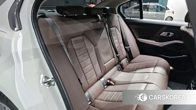 BMW 3 Series (G20) 2021 Белый из Кореи, фото 3