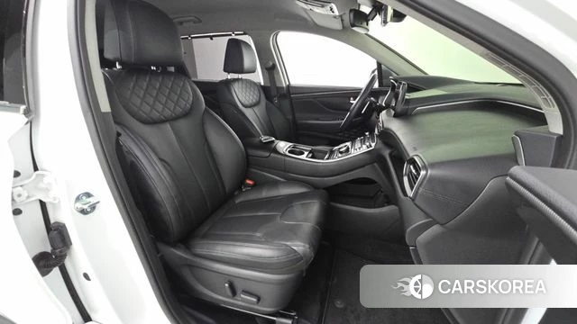 Hyundai The New Santa Fe 2023 Белый из Кореи, фото 3