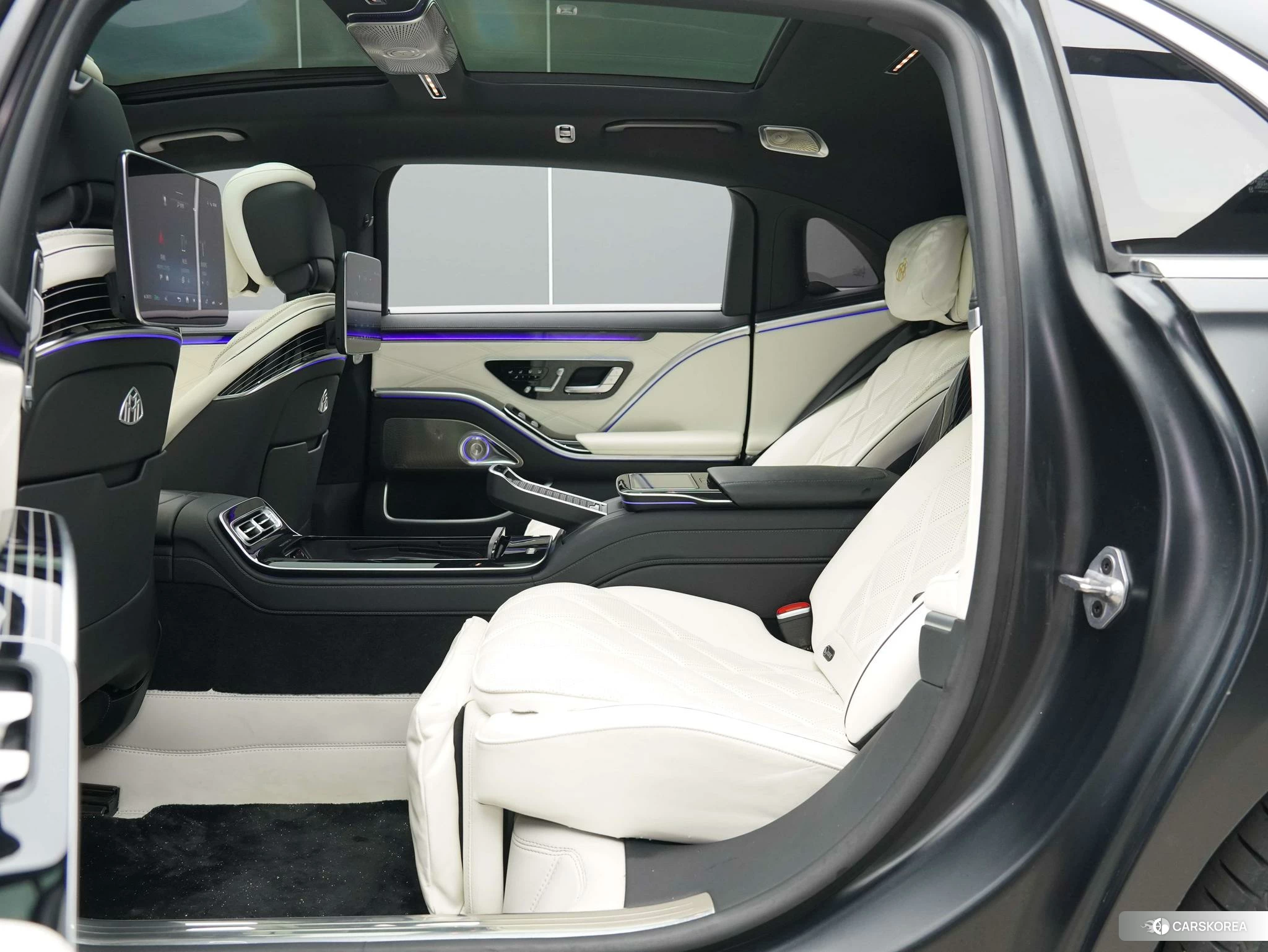 Mercedes-Benz Maybach S-class 2022 Черный из Китая, фото 3