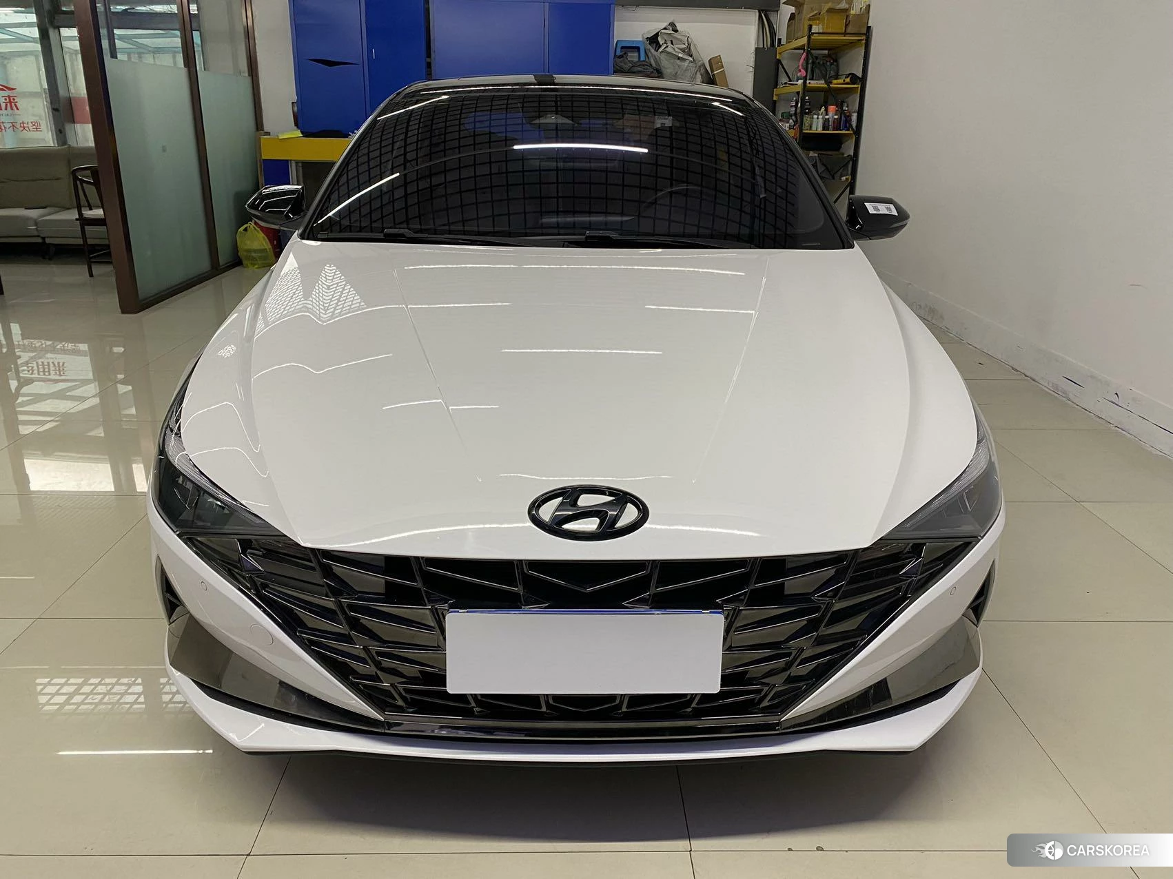Hyundai Elantra 2022 Белый из Китая, фото 3