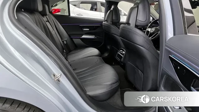 Mercedes-Benz E-Class W214 2024 Серебряный из Кореи, фото 3