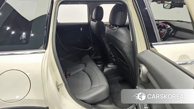 Mini Cooper 2020 Жемчужный цвет из Кореи, фото 3