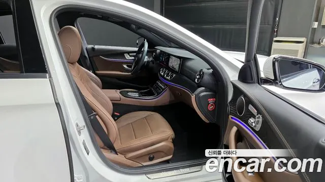 Mercedes-Benz E-Class W213 2023 Белый из Кореи, фото 3