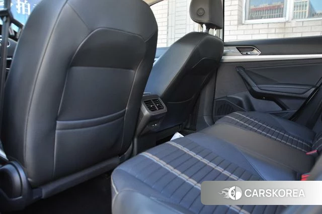 Volkswagen Lavida 2022 Белый из Китая, фото 3