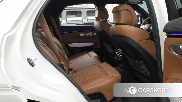 Genesis GV70 2024 Белый из Кореи, фото 3