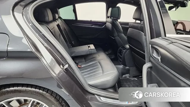 BMW 5 Series (G30) 2023 Серый из Кореи, фото 3