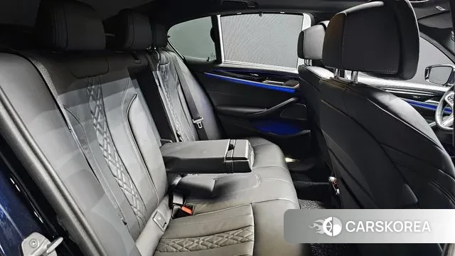 BMW 5 Series (G30) 2022 Черный из Кореи, фото 3