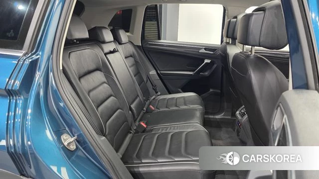 Volkswagen Tiguan second Generation 2022 Синий из Кореи, фото 3