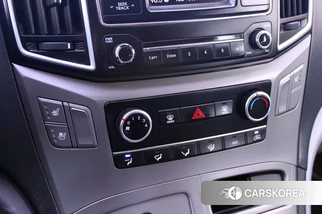 Hyundai The New Grand Starex 2018 Черный из Кореи, фото 3