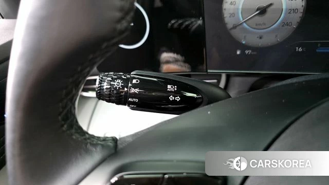 Hyundai The New Avante (CN7) 2023 Белый из Кореи, фото 3