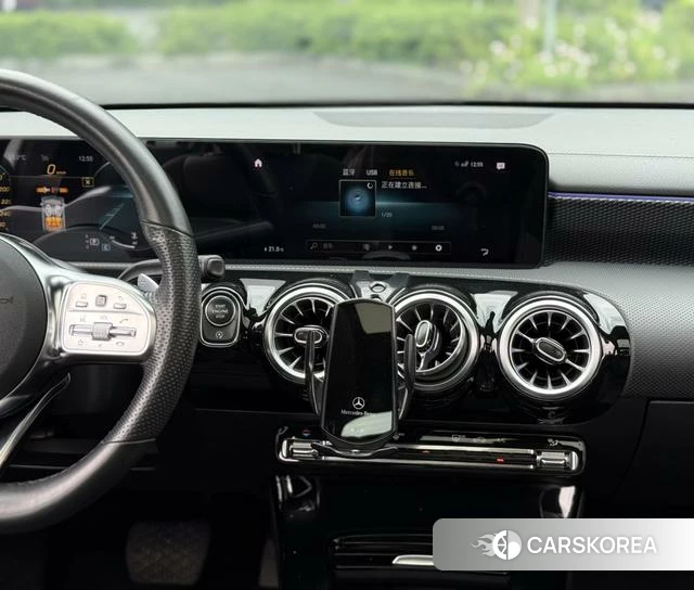 Mercedes-Benz Class A 2021 Белый из Китая, фото 3
