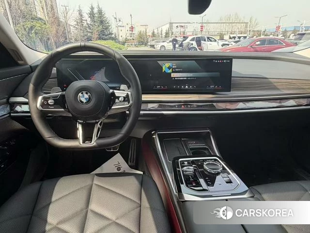 BMW 7 series 2024 Черный из Китая, фото 3