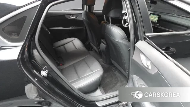 Kia The New K3 2nd generation 2021 Черный из Кореи, фото 3