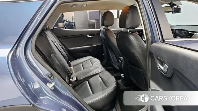 Kia Stonic 2018 Синий из Кореи, фото 3