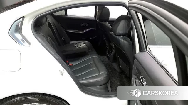 BMW 3 Series (G20) 2021 Белый из Кореи, фото 3