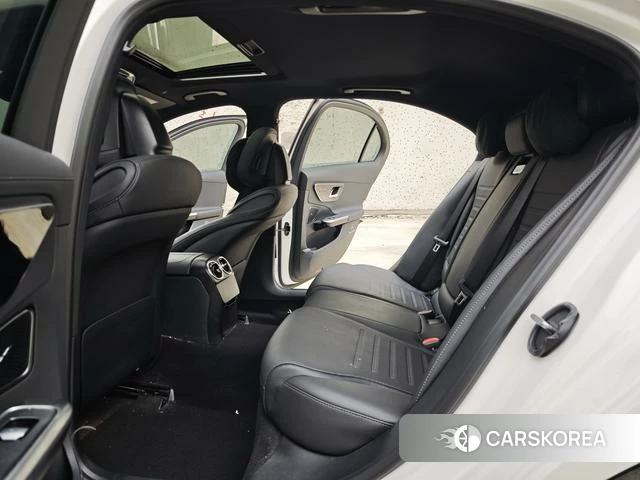 Mercedes-Benz Class C 2024 Белый из Китая, фото 3