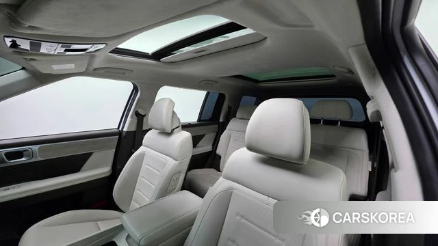 Hyundai Santa Fe (MX5) 2023 Белый из Кореи, фото 3